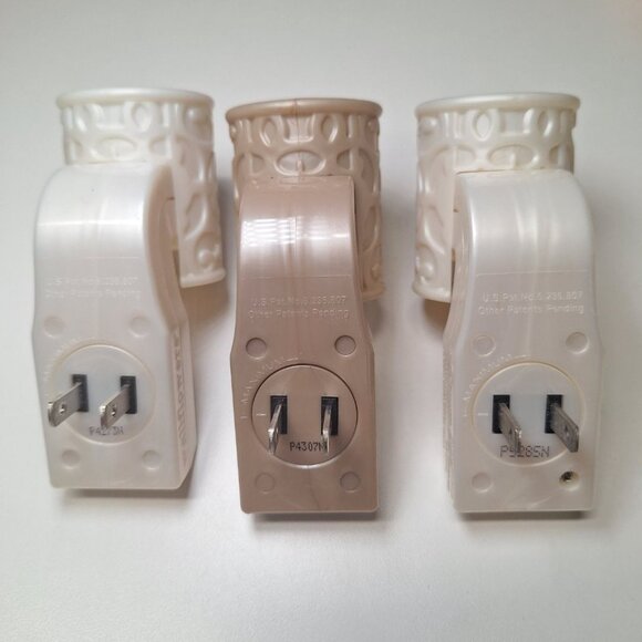 Bath & Body Works  Wallflower Plug Ins Cream Home Room Fragrance Warmer Lot of 3 - Picture 3 of 6